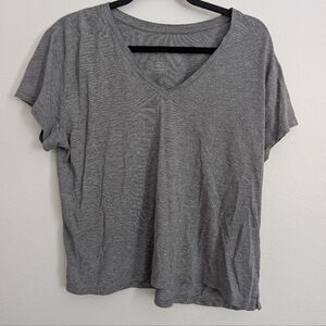girlfriend collective v-neck tee